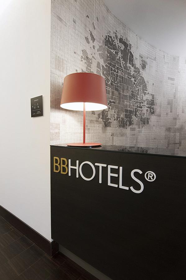 Bb Hotels Aparthotel Desuite Milan Exterior photo